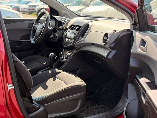 Chevrolet Aveo LT, 2013 года, пробег 221025 км