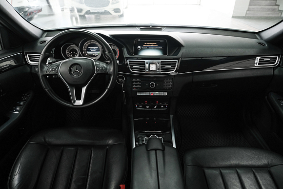 Mercedes-Benz E-Класс E250 BlueTEC 4MATIC Особая серия, 2015 года, пробег 191607 км