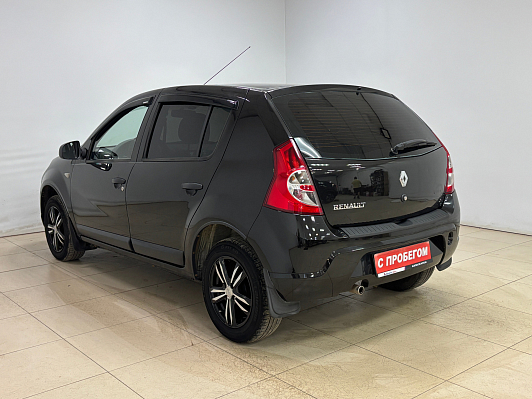 Renault Sandero Authentique, 2011 года, пробег 173991 км