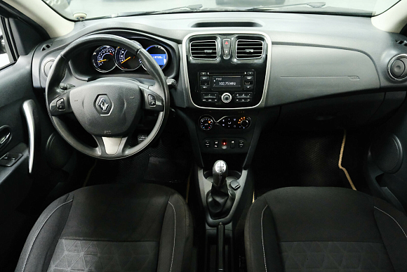 Renault Sandero Privilege, 2016 года, пробег 119000 км