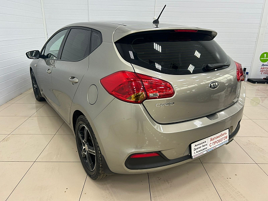 Kia Ceed, 2013 года, пробег 141000 км