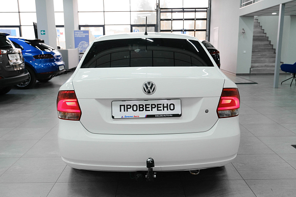 Volkswagen Polo Comfortline, 2015 года, пробег 199000 км