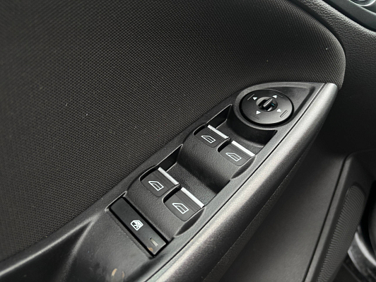 Ford Focus Trend, 2015 года, пробег 208000 км