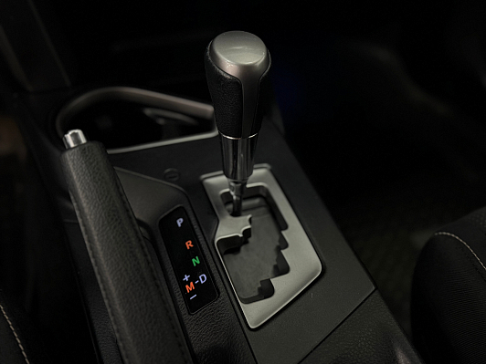 Toyota RAV4, 2017 года, пробег 125700 км