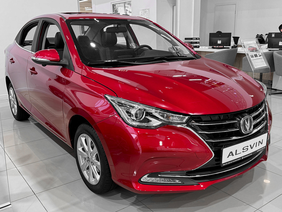 Changan Alsvin Luxe, красный