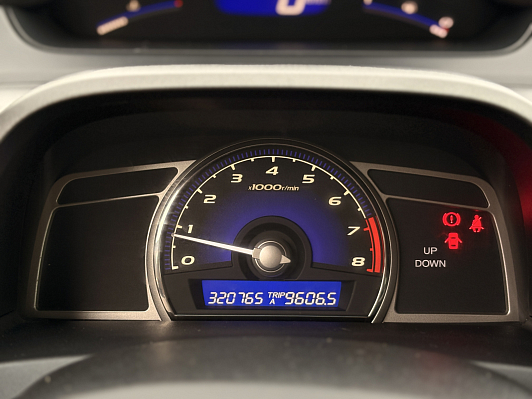 Honda Civic, 2010 года, пробег 320690 км