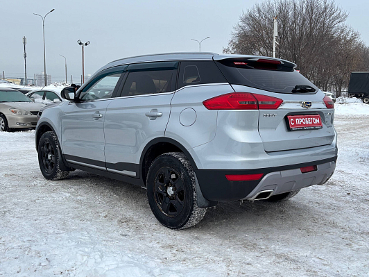 Geely Atlas Standard, 2019 года, пробег 140088 км