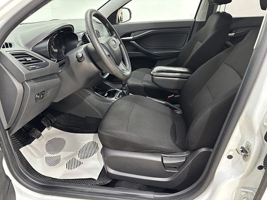 Lada (ВАЗ) Vesta 50 Anniversary, 2017 года, пробег 145540 км