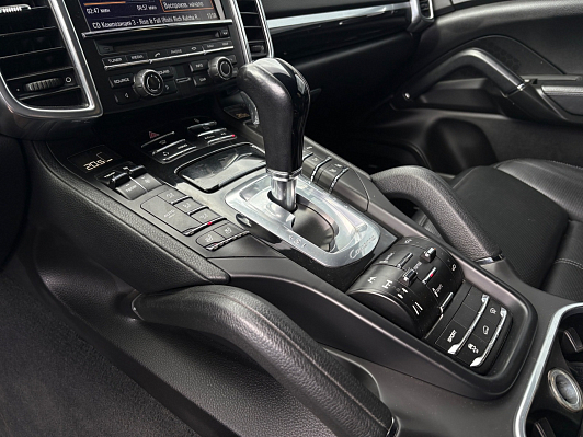 Porsche Cayenne, 2012 года, пробег 187536 км