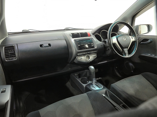 Honda Fit, 2005 года, пробег 151871 км