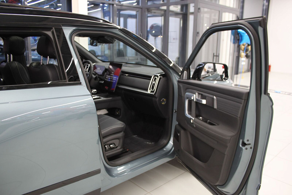 Jaecoo J7 Комфорт, серый