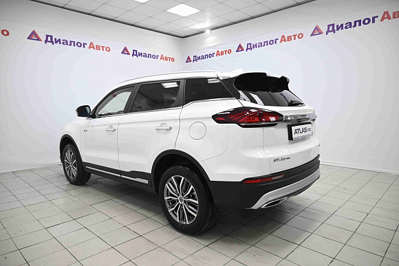 Geely Atlas Pro Luxury, белый