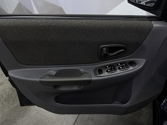 Hyundai Accent, 2011 года, пробег 290000 км