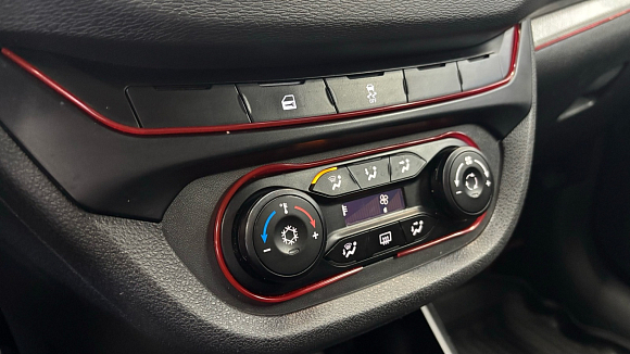 Lada (ВАЗ) Vesta Comfort, 2017 года, пробег 171000 км
