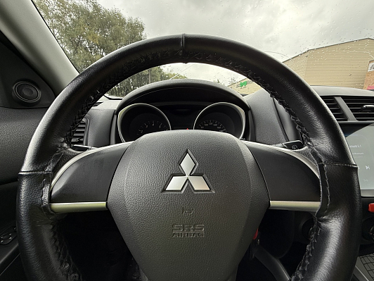Mitsubishi ASX Invite, 2013 года, пробег 200000 км