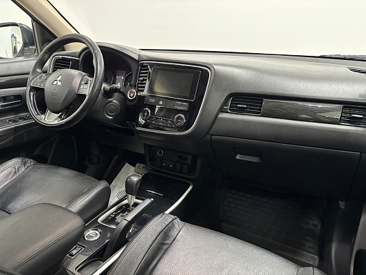 Mitsubishi Outlander Instyle, 2018 года, пробег 239865 км