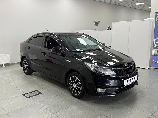Kia Rio Luxe, 2015 года, пробег 94000 км