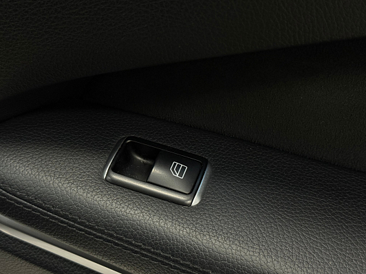 Mercedes-Benz E-Класс E200 Особая серия, 2015 года, пробег 247220 км