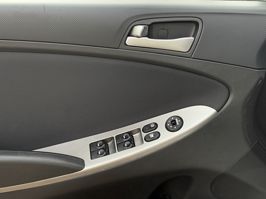 Hyundai Solaris, 2015 года, пробег 171660 км