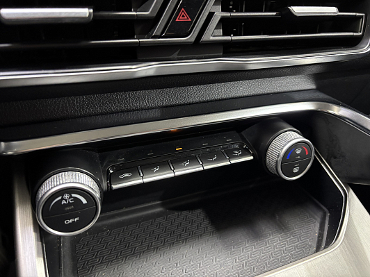 Geely Coolray Comfort, 2020 года, пробег 105588 км