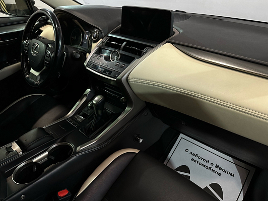 Lexus NX Black Vision, 2020 года, пробег 90000 км