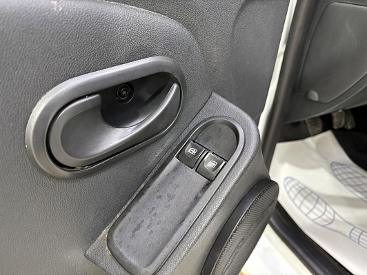 Lada (ВАЗ) Largus Comfort Light 5 мест, 2021 года, пробег 140000 км