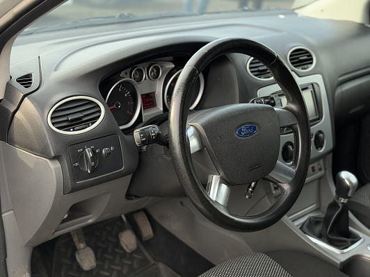 Ford Focus Ghia Special Edition, 2010 года, пробег 220503 км