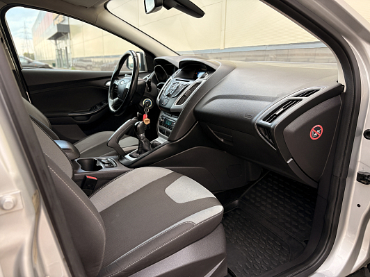Ford Focus Trend, 2012 года, пробег 194366 км