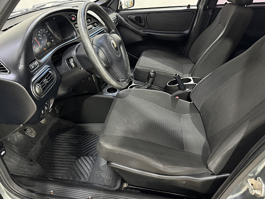 Chevrolet Niva GL, 2012 года, пробег 140200 км