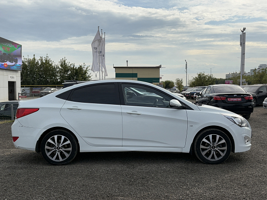 Hyundai Solaris, 2015 года, пробег 171660 км