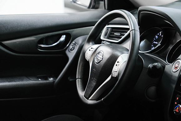 Nissan X-Trail, 2017 года, пробег 107000 км