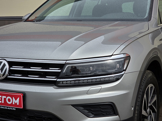 Volkswagen Tiguan, 2019 года, пробег 117212 км