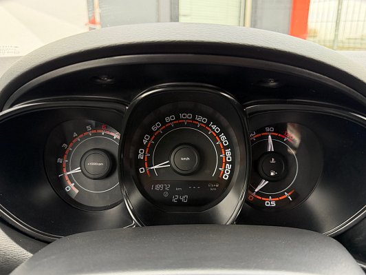 Lada (ВАЗ) Vesta Comfort, 2017 года, пробег 119000 км