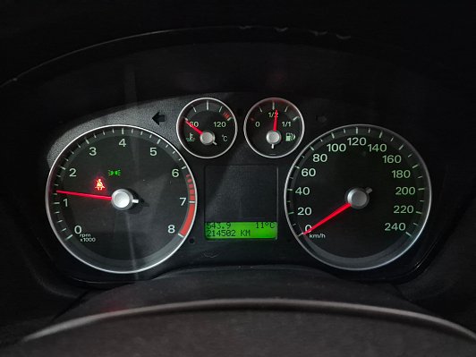 Ford Focus Ghia, 2005 года, пробег 214500 км