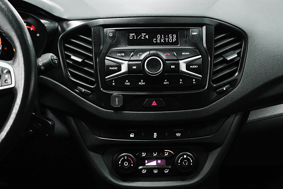 Lada (ВАЗ) Vesta, 2020 года, пробег 132673 км