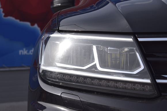 Volkswagen Tiguan Trendline, 2018 года, пробег 82250 км