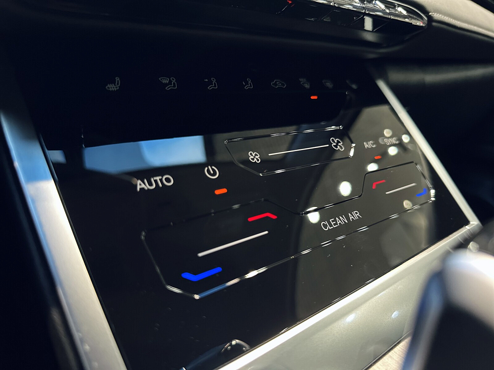 Chery Tiggo 4 MT Line, красный