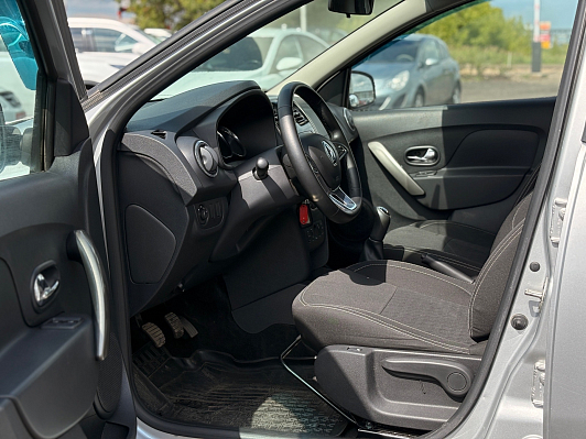 Renault Sandero Access, 2019 года, пробег 93130 км