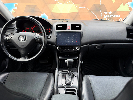 Honda Accord, 2004 года, пробег 358000 км