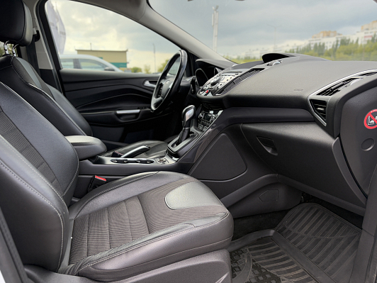 Ford Kuga Titanium, 2014 года, пробег 174312 км