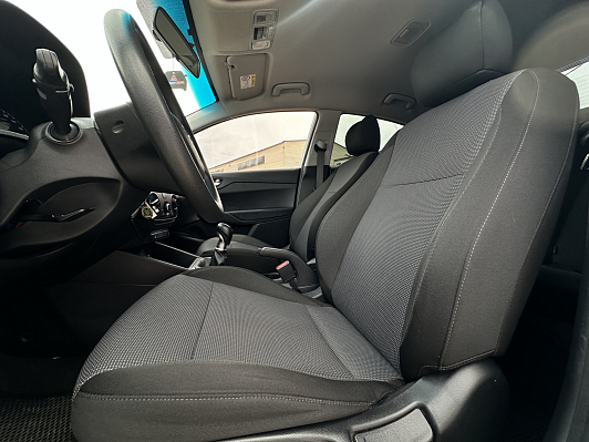 Hyundai Solaris Специальная Серия "10 лет", 2021 года, пробег 89000 км