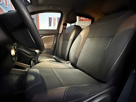 Lada (ВАЗ) XRAY Luxe Prestige (2018), 2019 года, пробег 114500 км