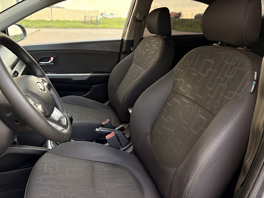 Kia Rio, 2013 года, пробег 230038 км