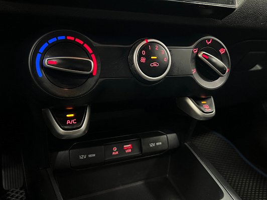 Kia Rio, 2018 года, пробег 159053 км