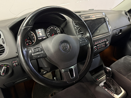 Volkswagen Tiguan Avenue, 2011 года, пробег 111000 км