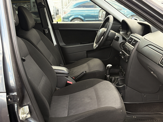Lada (ВАЗ) Priora Standard 21702-40-050, 2017 года, пробег 143345 км