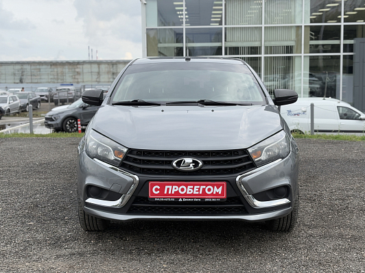 Lada (ВАЗ) Vesta 50 Anniversary, 2017 года, пробег 105000 км