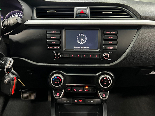 Kia Rio Luxe, 2019 года, пробег 143600 км