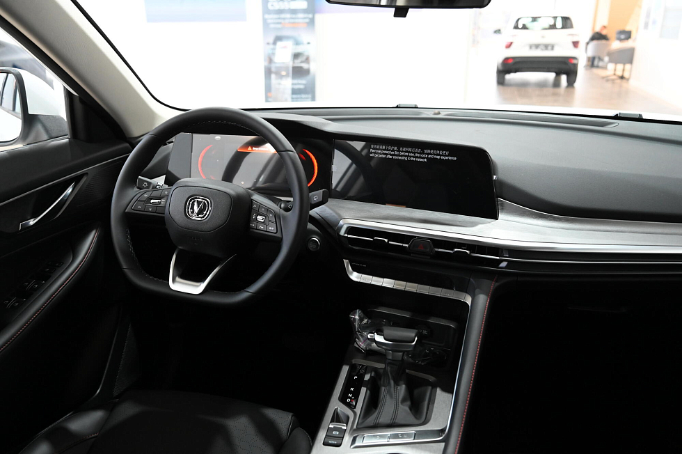 Changan CS35 Plus Техно, зеленый