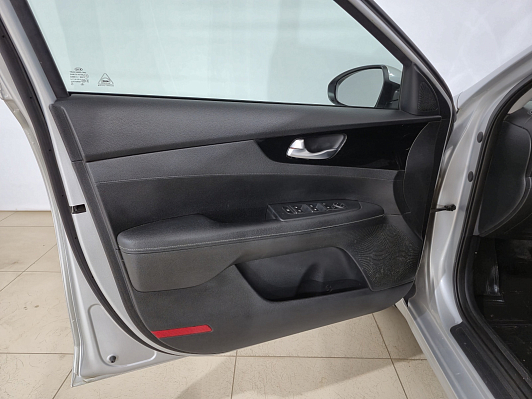 Kia Cerato Лига Европы, 2018 года, пробег 135044 км